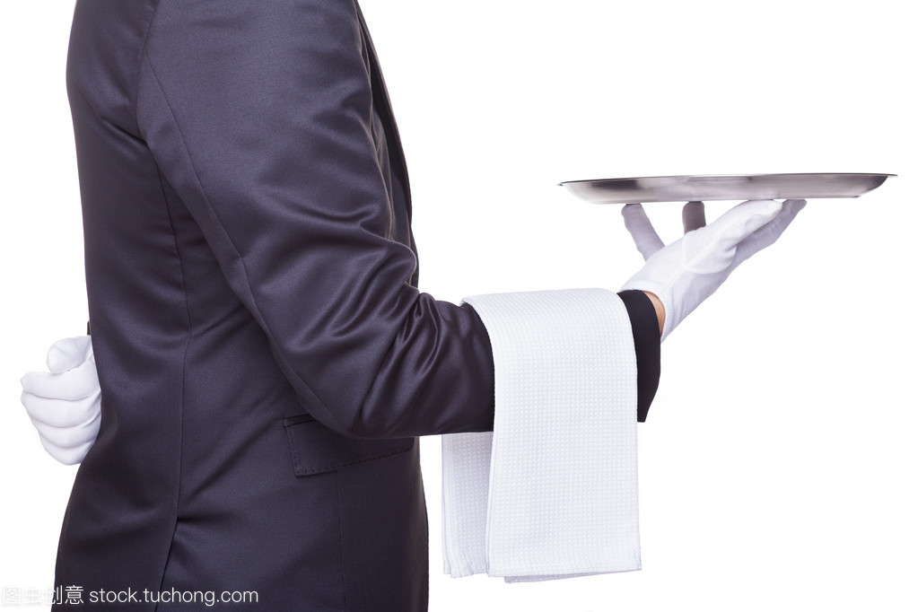 銀托盤上的時(shí)光印記 餐飲服務(wù)的藝術(shù)與細(xì)節(jié)